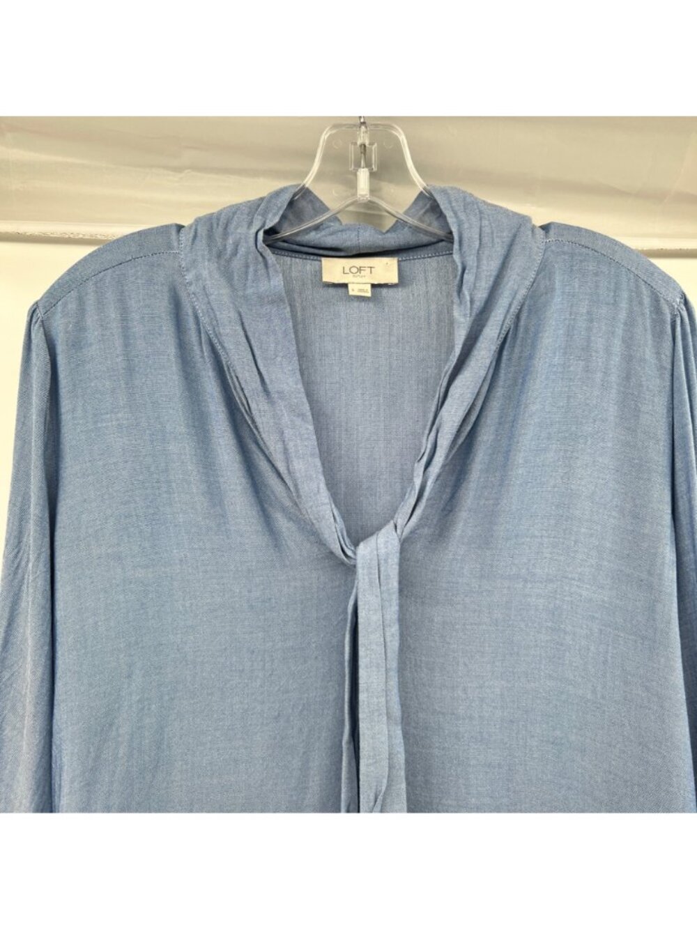 Loft Womens Long Sleeve Top Blue Tie Neck Pullover Size Small - Picture 2 of 9